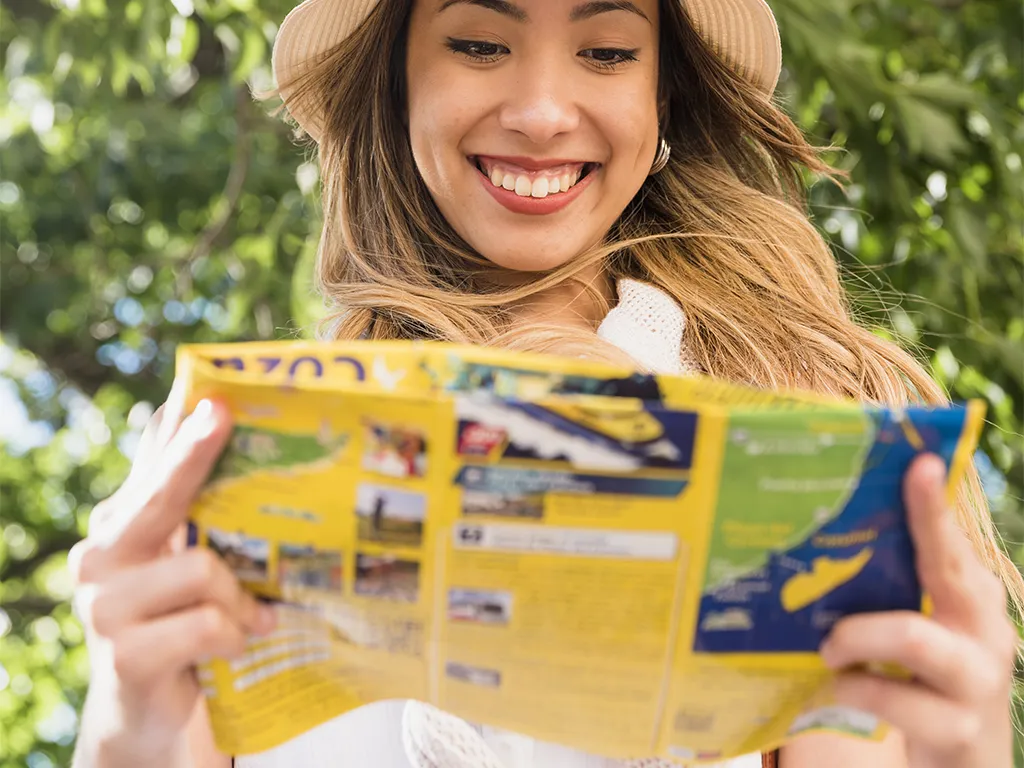 studio graphique agence design imprimerie toulon var uranium carte touristique tourisme