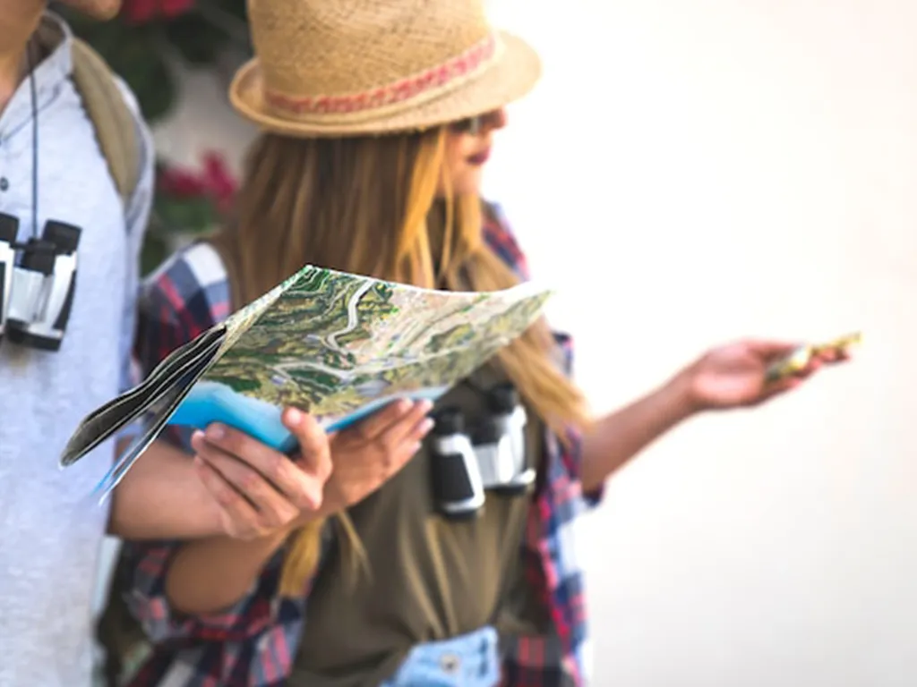 studio graphique agence design imprimerie toulon var uranium carte touristique ville